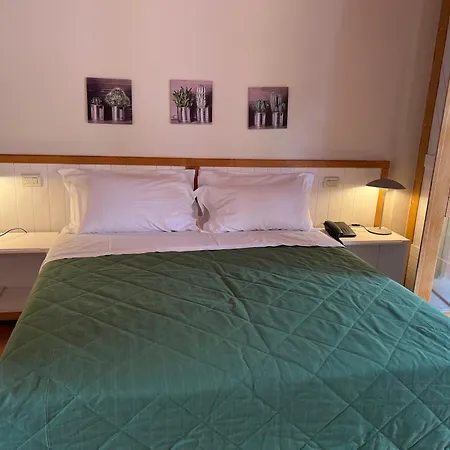 Apulia Victor Country Resort 4*