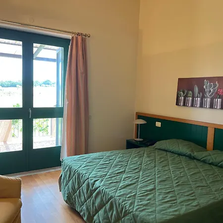 Apulia Victor Country 4*